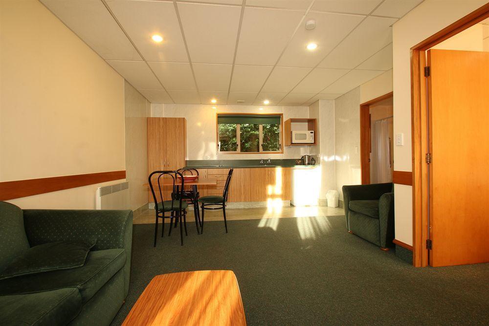 Amross Motel Dunedin Exterior photo