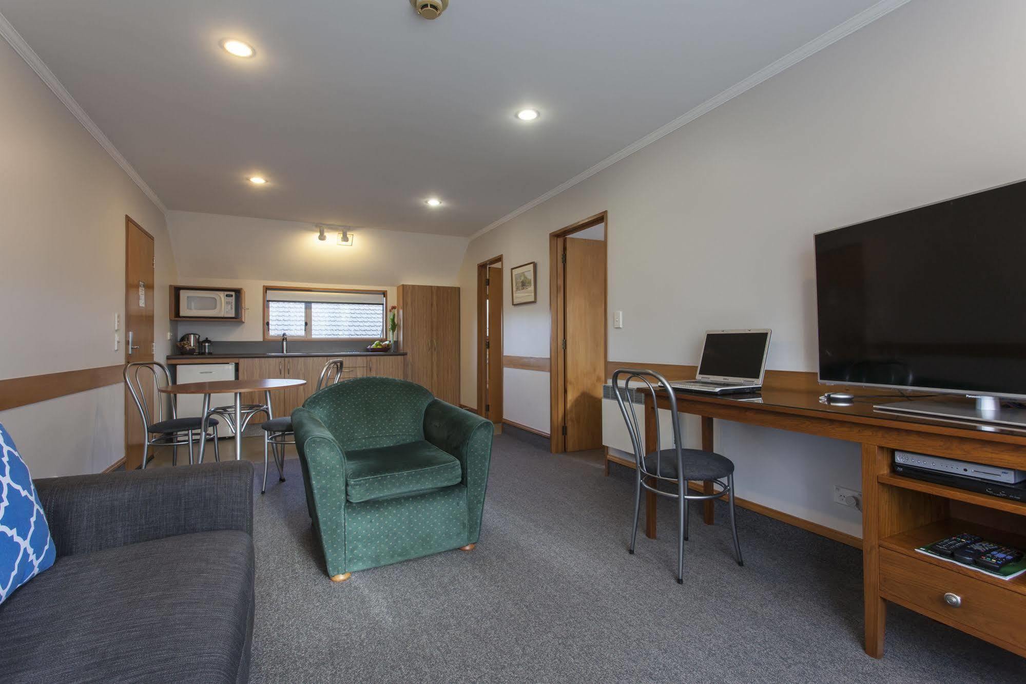 Amross Motel Dunedin Exterior photo